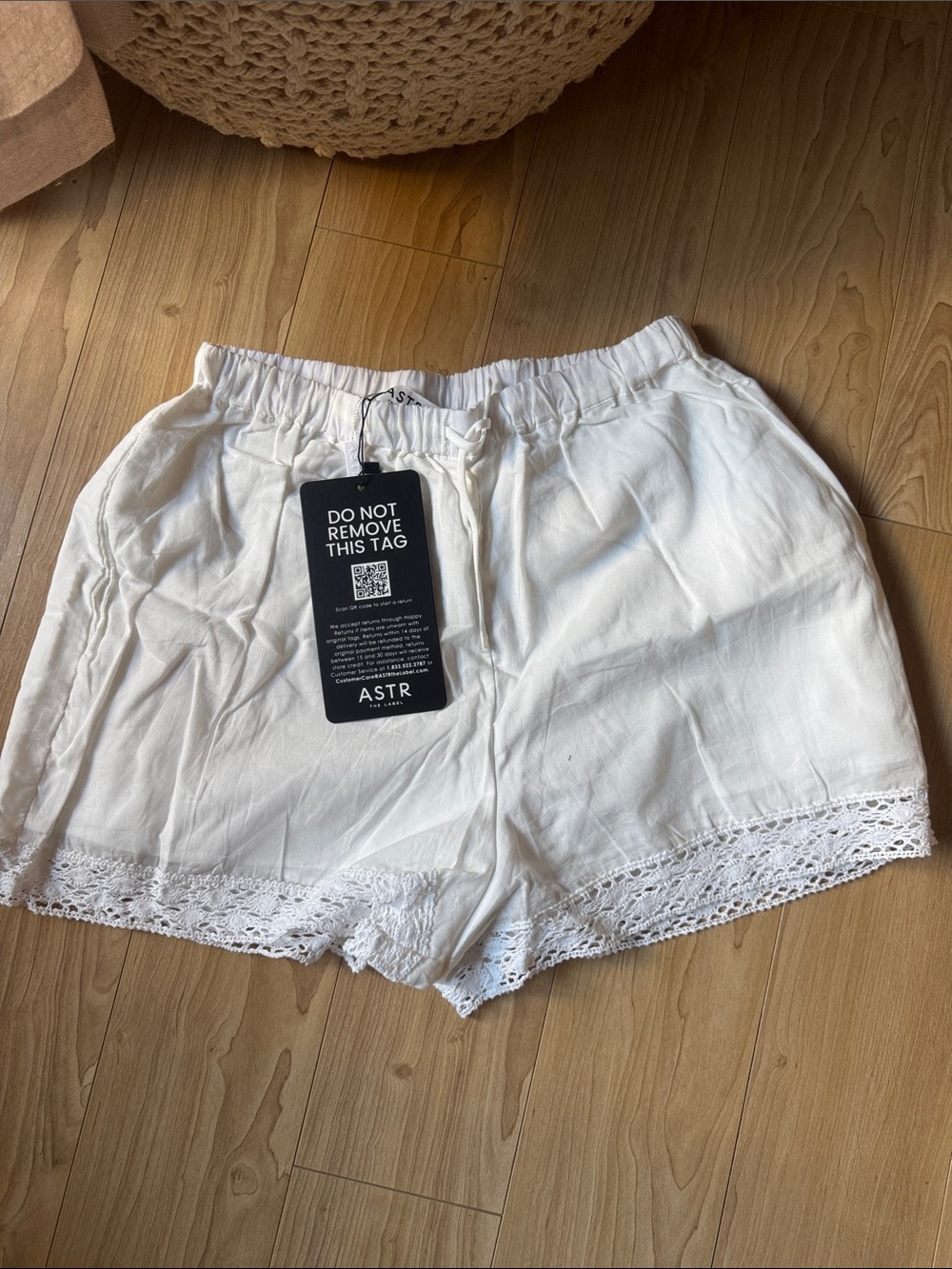 ASTR White Lace-Trim Shorts